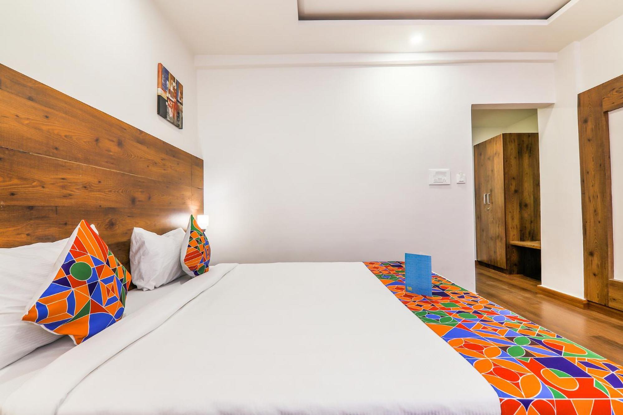Fabhotel Vista Suites - Frazer Town Bangalore Bagian luar foto