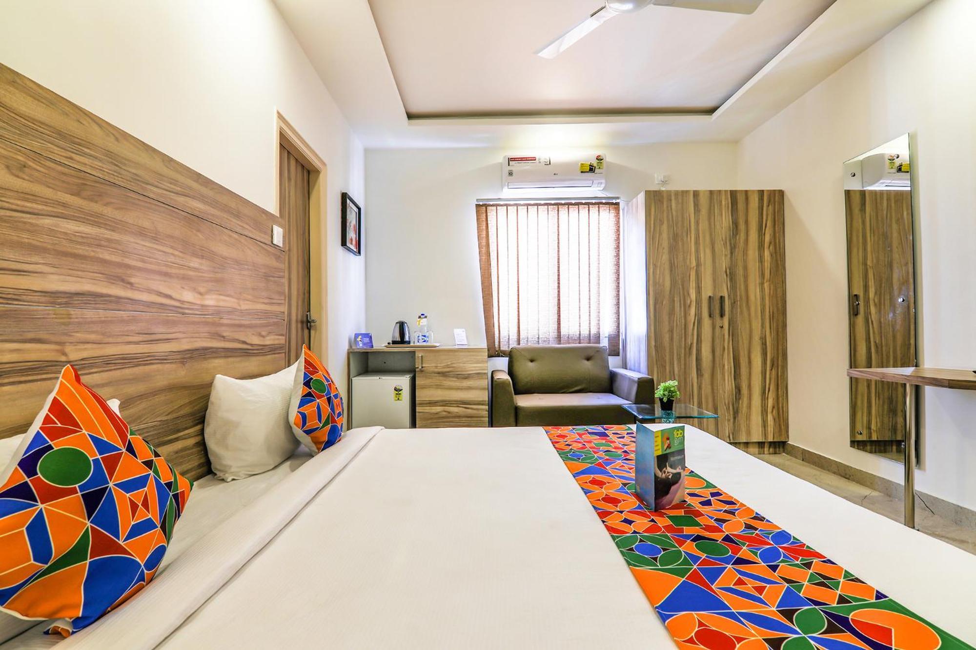 Fabhotel Vista Suites - Frazer Town Bangalore Bagian luar foto